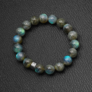 Labradorite gemstone bracelet. High quality gemstone with strong colour flashes