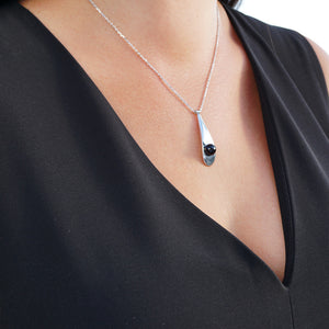GEMS IN STYLE necklace - Morning Dew collection, ONYX gemstone, 925 Sterling Silver with Rhodium plating. Modern Minimalist Gemstone Jewellery.